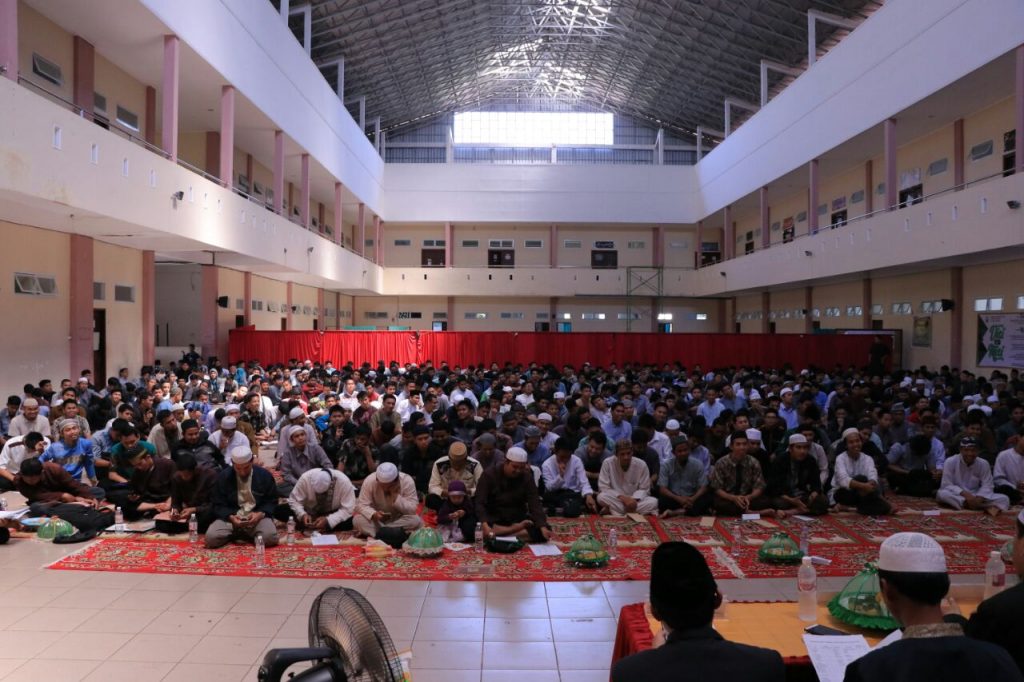 Haflah Ikhtitam Sekolah Tinggi Ilmu Islam dan Bahasa Arab (STIBA) Makassar 