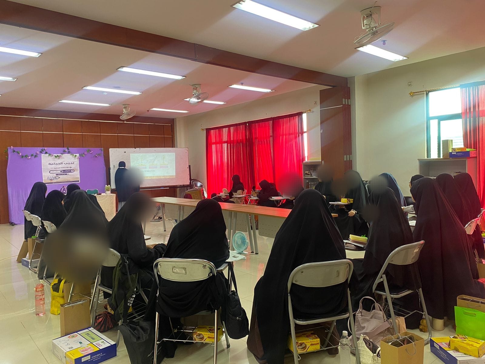 Sukses! Departemen Diklat Keputrian Dema IAI STIBA Makassar Adakan Pelatihan Bekam