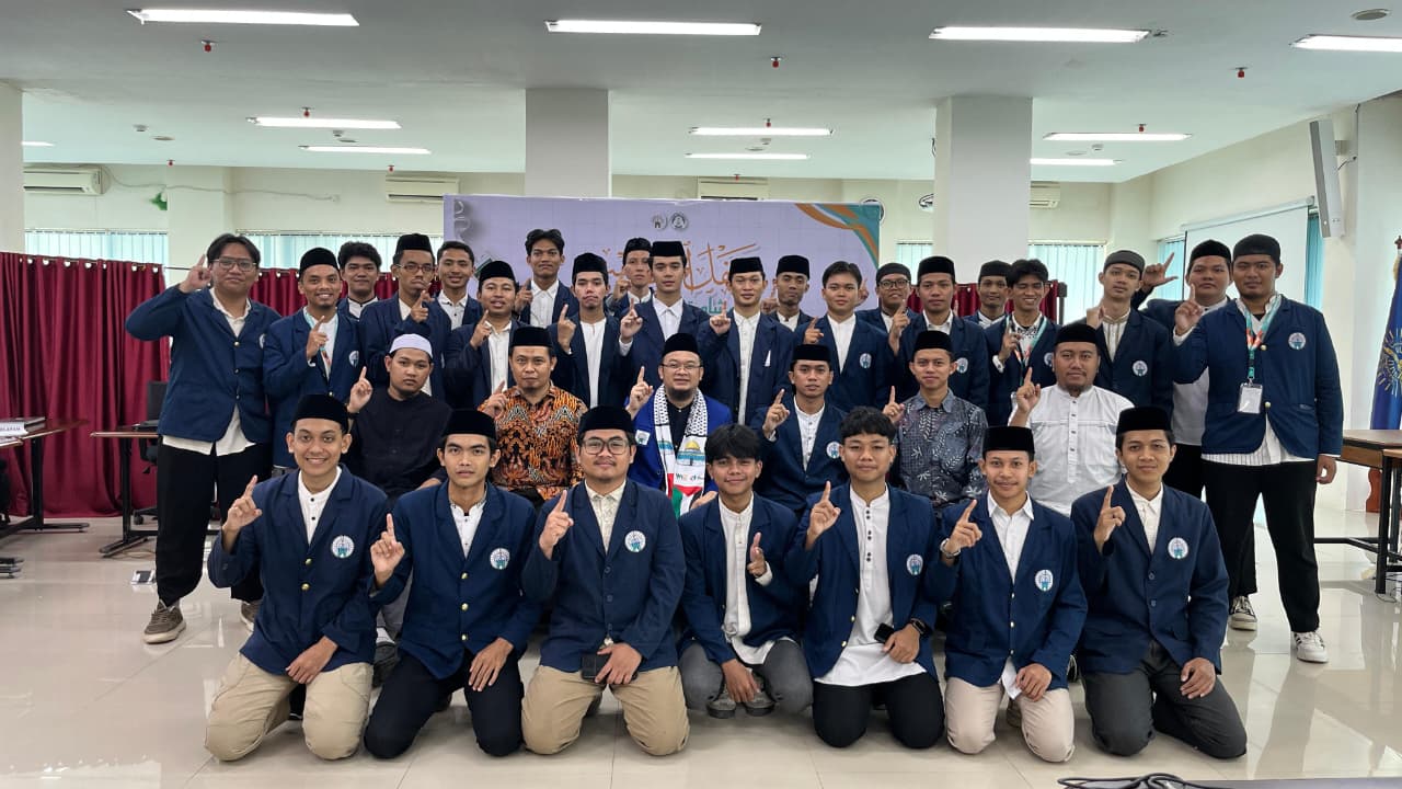 UKK Kepesantrenan dan Keasramaan IAI STIBA Makassar Gelar Pengukuhan dan Musker VI