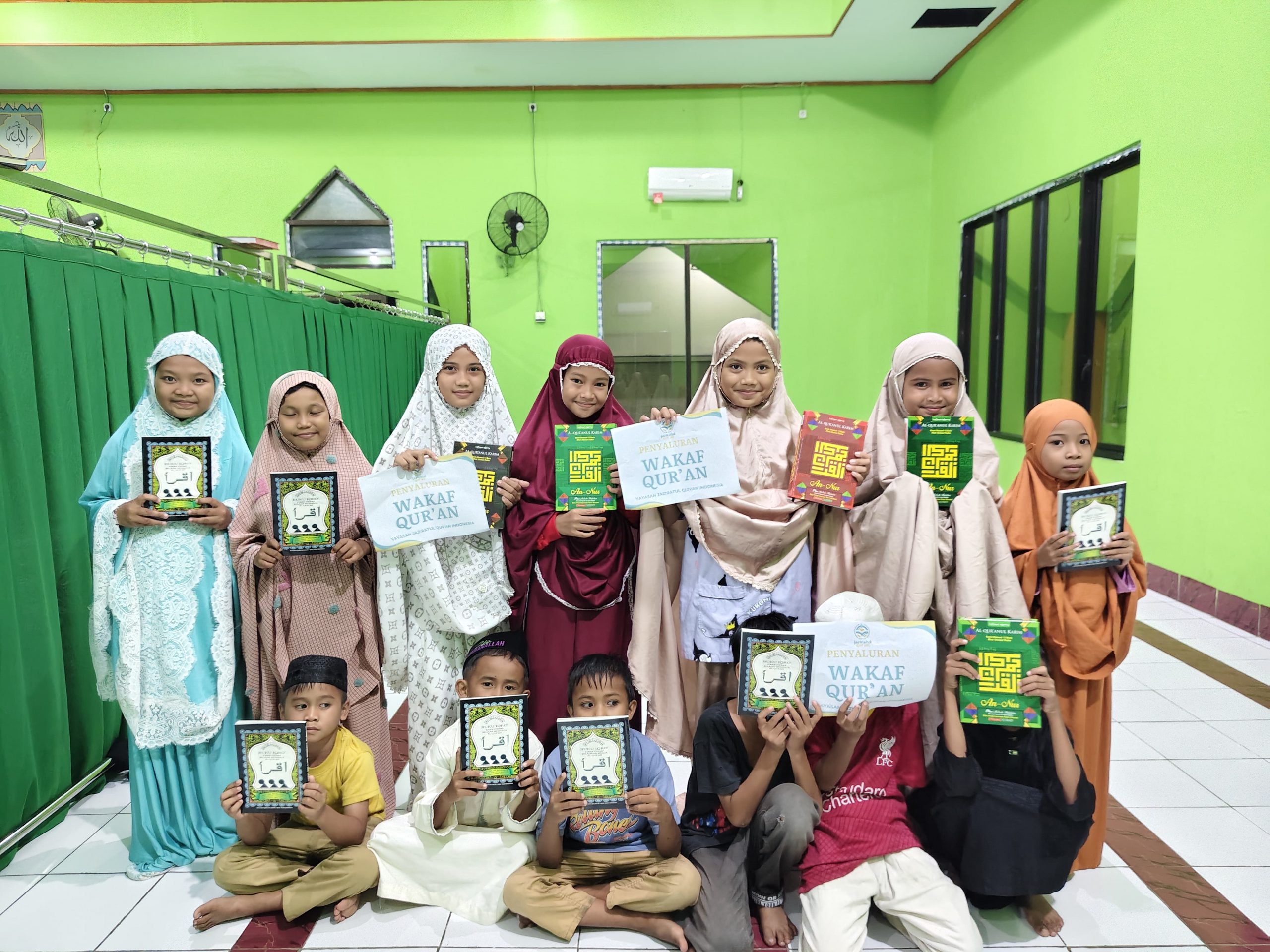 Mahasiswi KKN IAI STIBA Makassar Hidupkan Semangat Belajar Al-Qur’an di Desa Pa’lalakkang