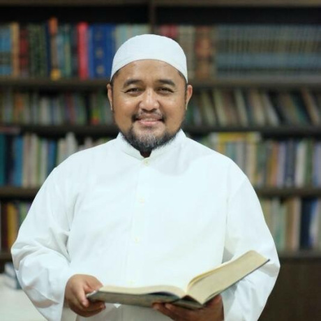Dr. Amir Faishol Fath, M.A.