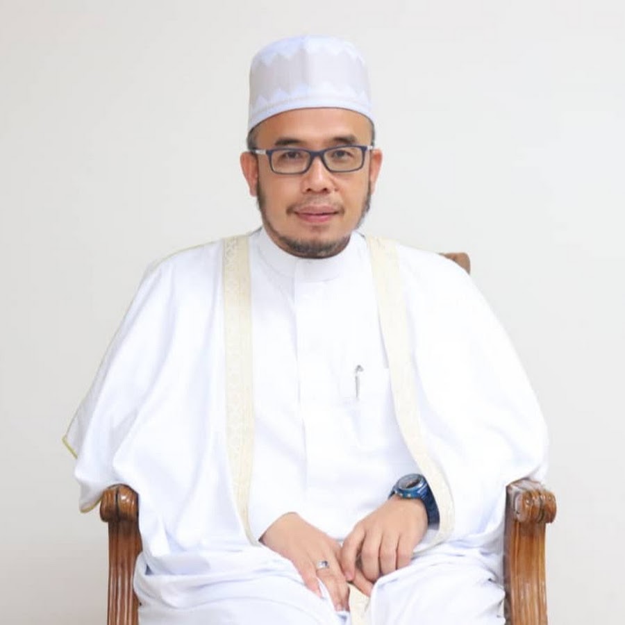 Prof. Dr. Dato MAZA
